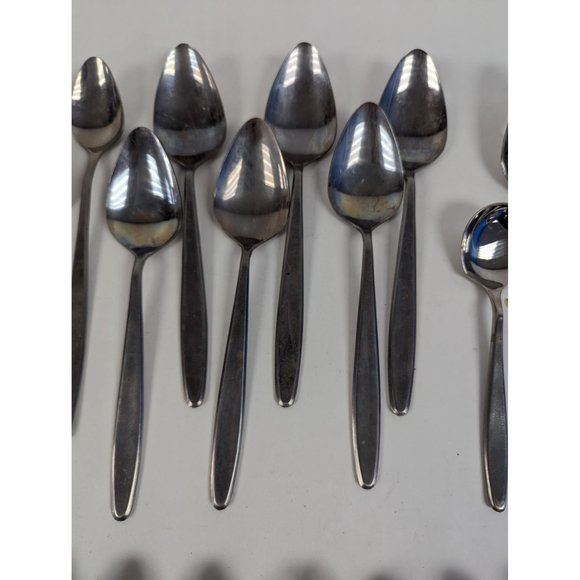 Easterling Set of 24 Stainless Steel Japan Rhineland Teapsoons Tablespoons - Picture 3 of 8